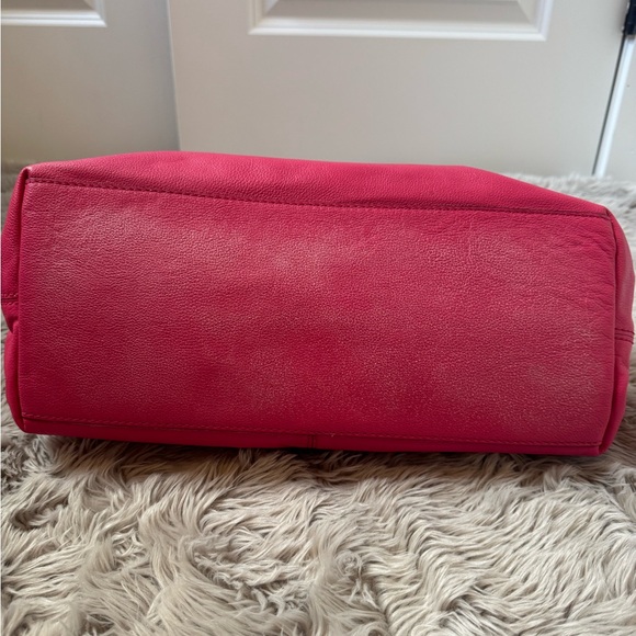 *NWT* Kate Spade Pink Shoulder Bag with Hobo Silhouette - Picture 6 of 10